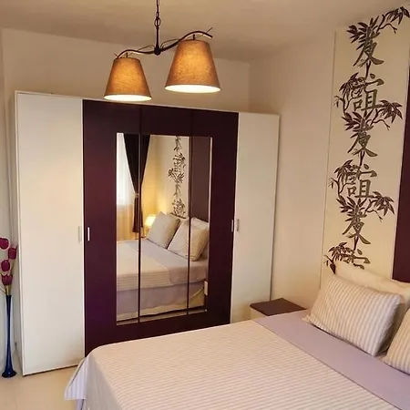 Eco South Apartment *